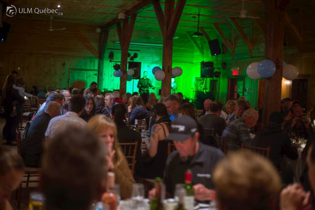 Ambiance musicale au Festival ULM Québec
